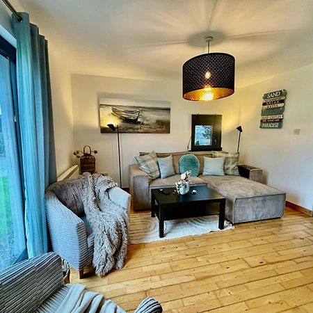 Sea Whispers - My Charming Costal Retreat In Youghal Luaran gambar
