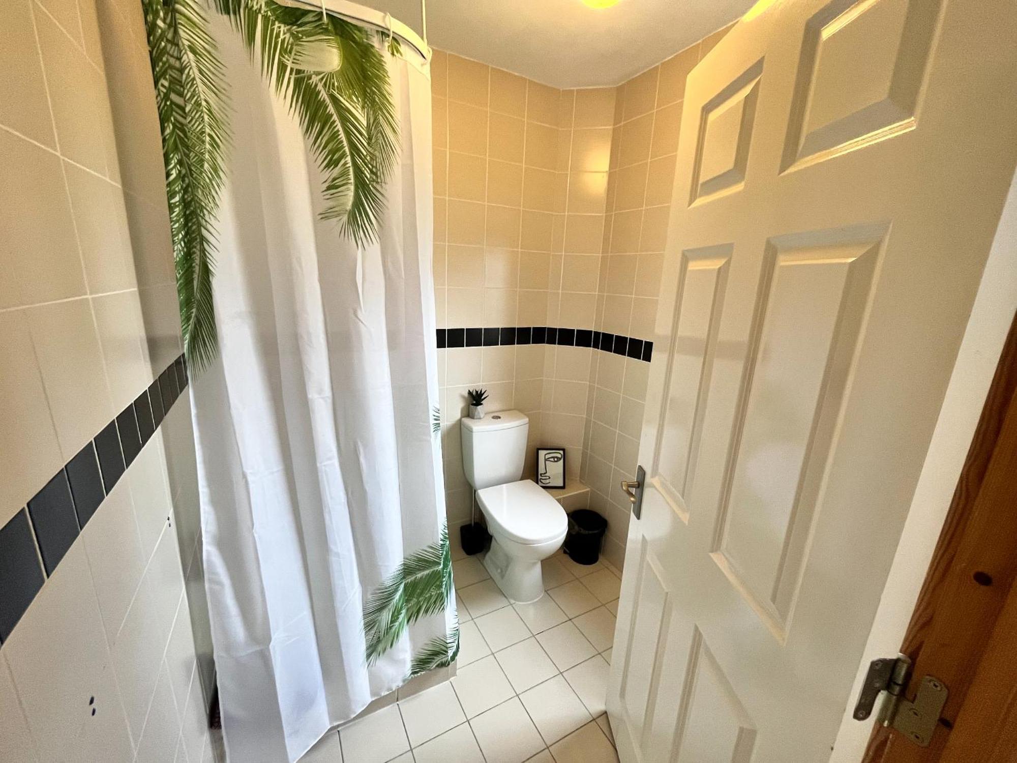 Sea Whispers - My Charming Costal Retreat In Youghal Luaran gambar