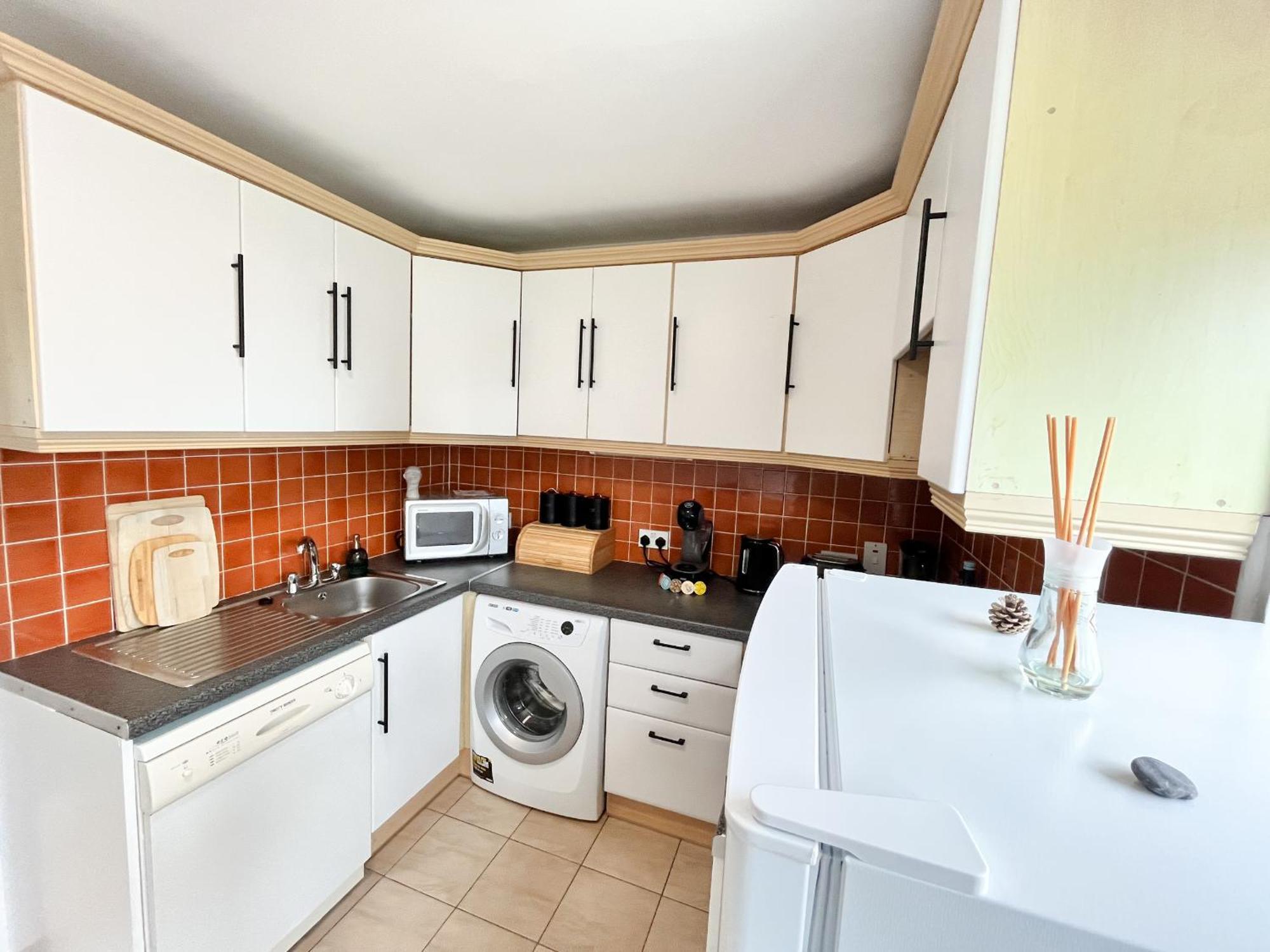 Sea Whispers - My Charming Costal Retreat In Youghal Luaran gambar