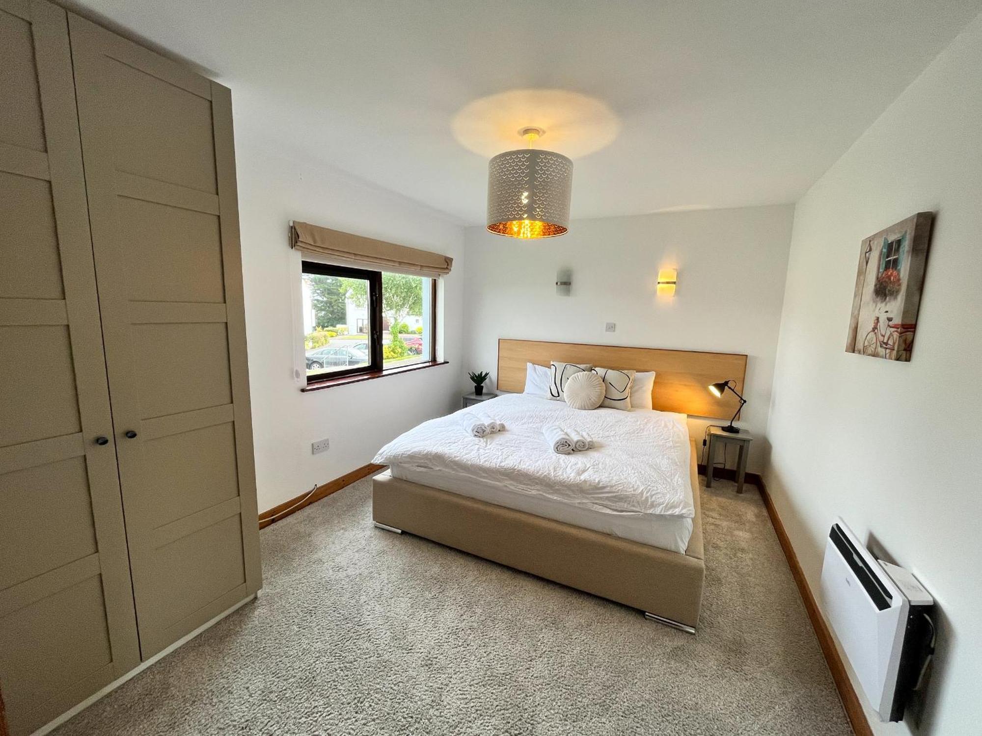 Sea Whispers - My Charming Costal Retreat In Youghal Luaran gambar