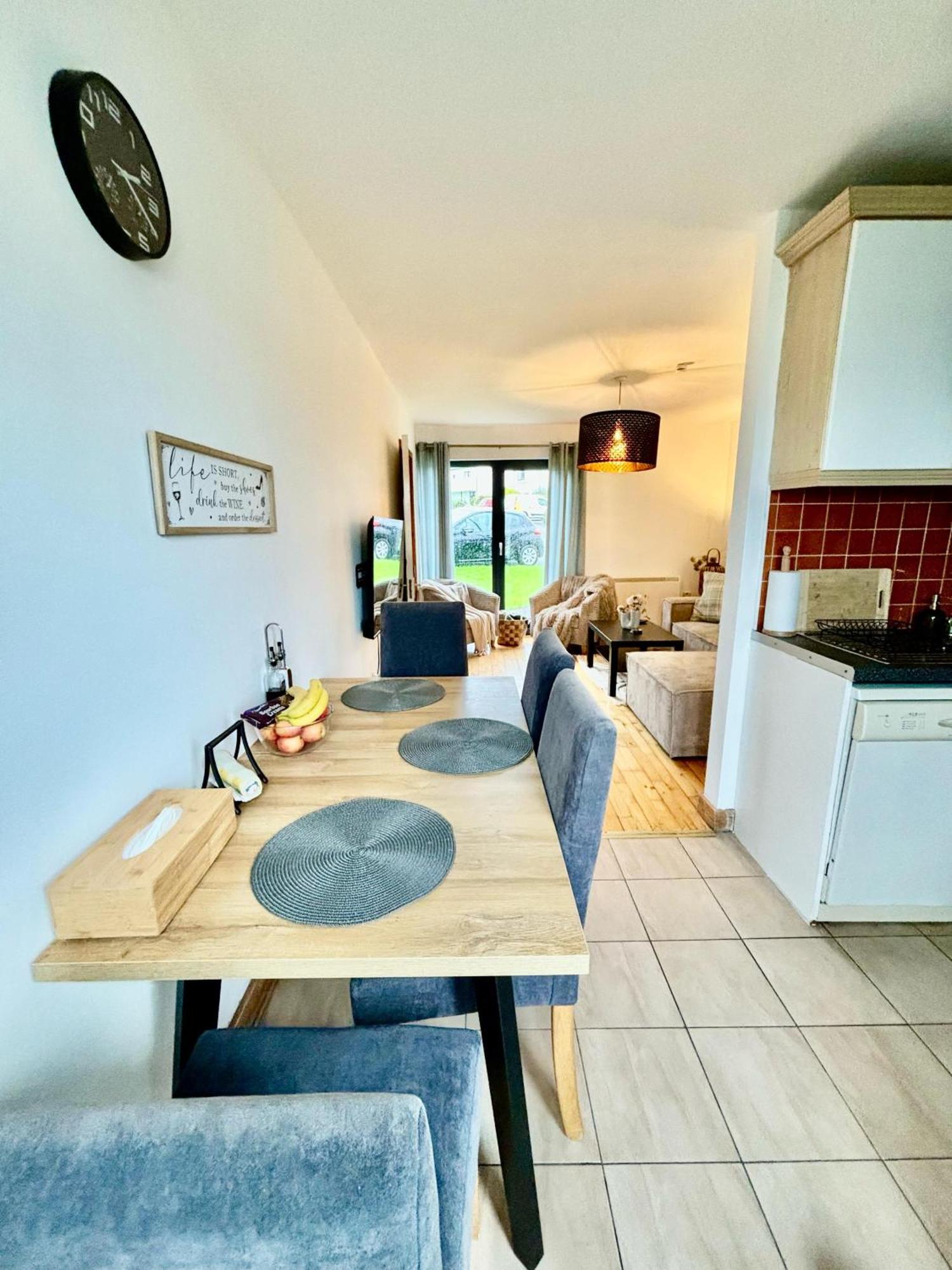 Sea Whispers - My Charming Costal Retreat In Youghal Luaran gambar